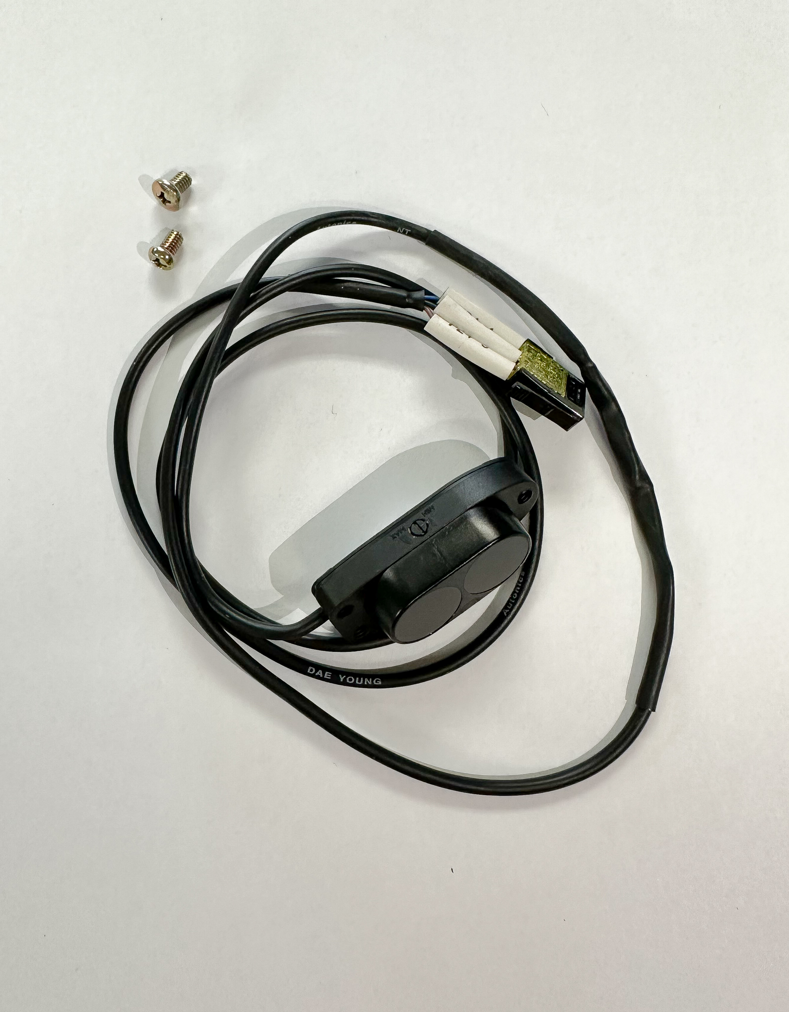 BA2M-DDT 4 Pin Sensor